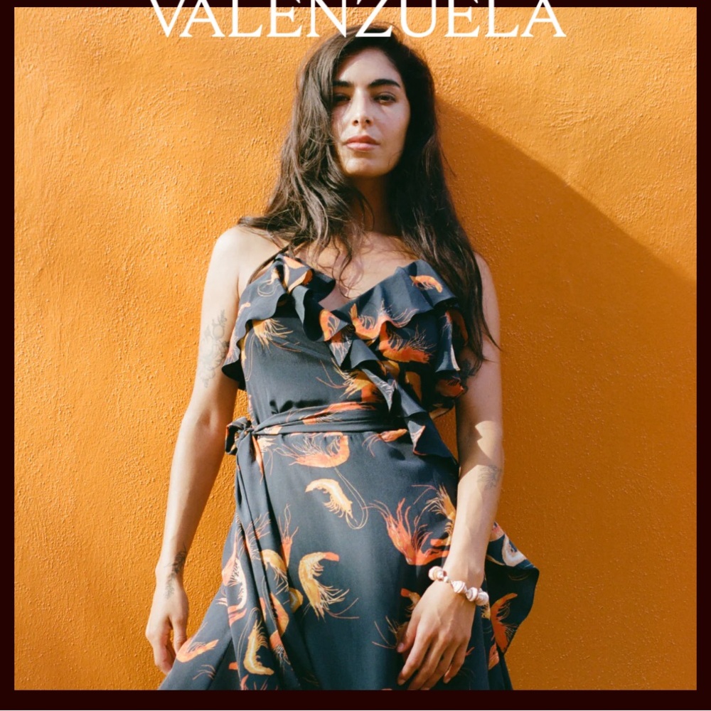 ISO Beatrice Valenzuela Alcatraz dress in black Camaron print.